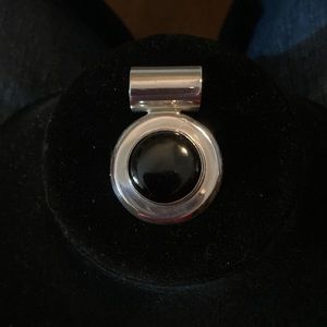 925 Sterling Silver with black onyx round pendant